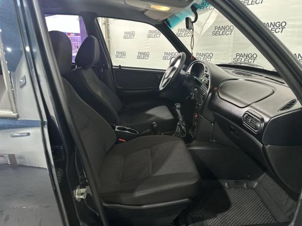 Chevrolet Niva I Рестайлинг с пробегом 2011 года, цена 550 000 рублей, 139000 км, внедорожник, Автокод Объявления