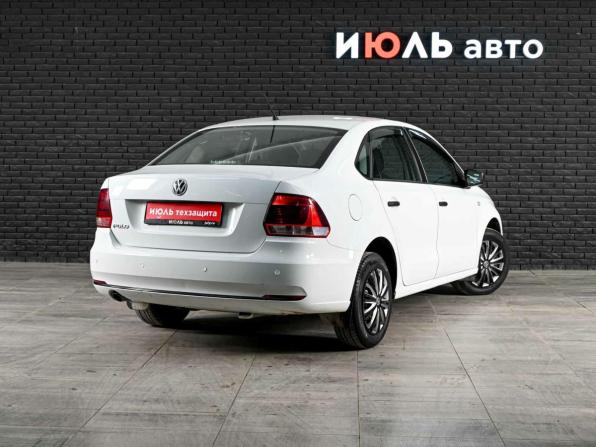 Volkswagen Polo V Рестайлинг с пробегом 2016 года, цена 1 130 000 рублей, 109368 км, седан, Автокод Объявления