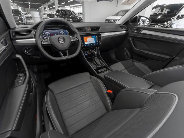 Skoda Superb III Рестайлинг с пробегом 2025 года, цена 3 450 000 рублей, 59 км, лифтбек, Автокод Объявления