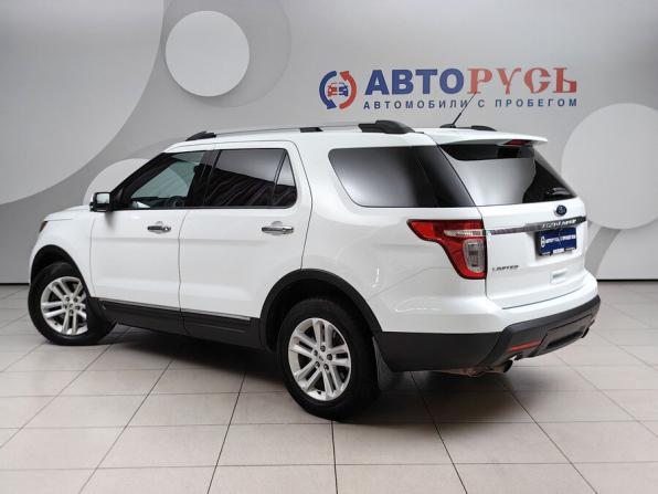 Ford Explorer V Рестайлинг с пробегом 2015 года, цена 2 085 000 рублей, 183000 км, внедорожник, Автокод Объявления