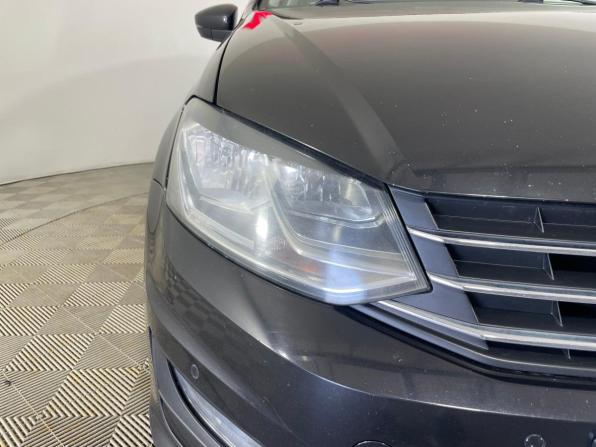 Volkswagen Polo V Рестайлинг с пробегом 2019 года, цена 1 292 000 рублей, 139348 км, седан, Автокод Объявления