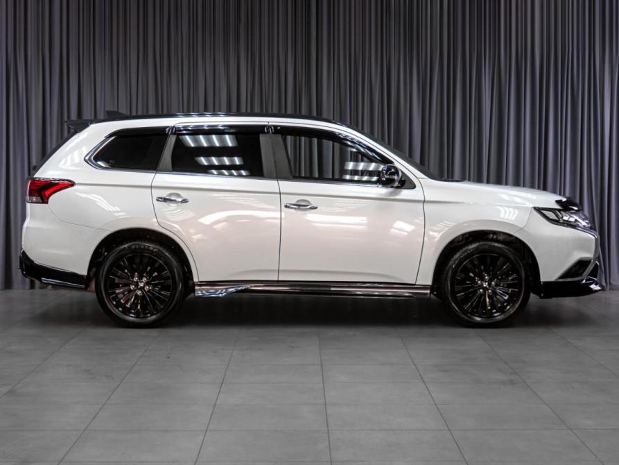 Mitsubishi Outlander III Рестайлинг 3 Тюмень  - изображение 5