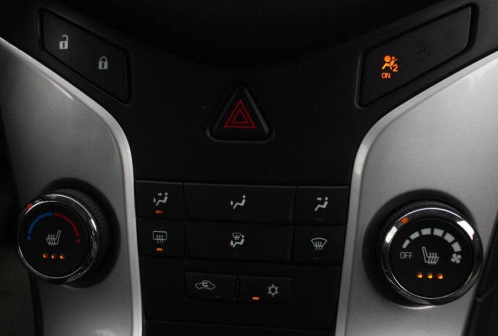 Chevrolet Cruze I Рестайлинг Саратов  - изображение 22