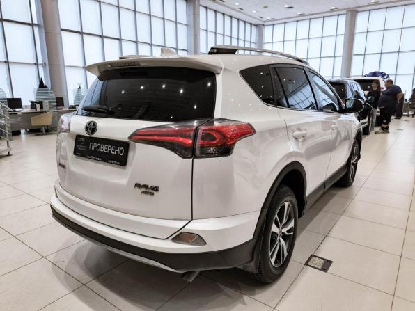Toyota RAV4 IV (XA40) Рестайлинг с пробегом 2016 года, цена 2 180 000 рублей, 109460 км, внедорожник, Автокод Объявления