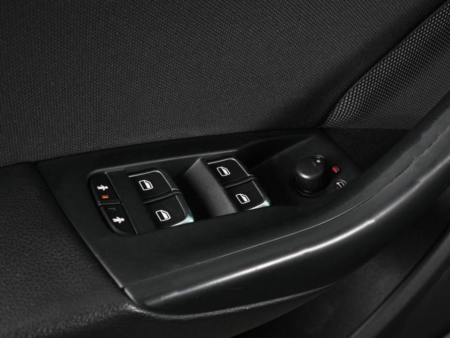 Audi Q3 I (8U) Ростов-на-Дону  - изображение 16