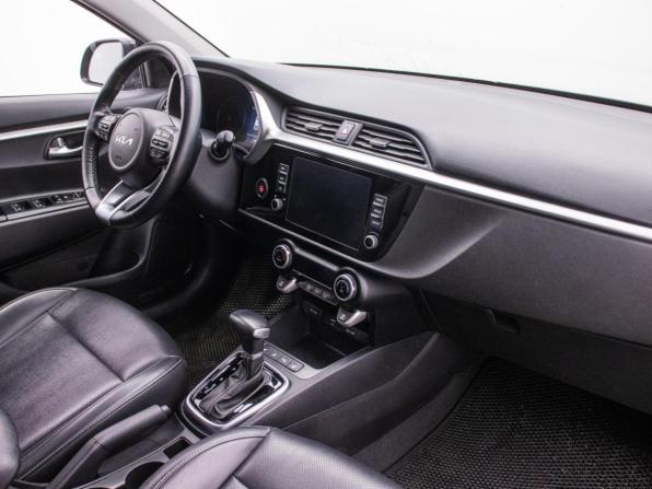 Kia Rio IV Рестайлинг с пробегом 2022 года, цена 1 997 000 рублей, 74749 км, хэтчбек, Автокод Объявления