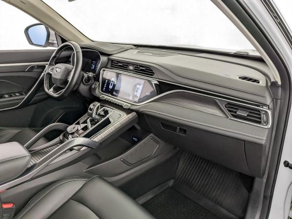 Geely Atlas Pro с пробегом 2024 года, цена 2 160 000 рублей, 44613 км, внедорожник, Автокод Объявления