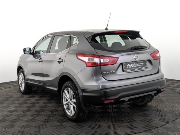 Nissan Qashqai II с пробегом 2015 года, цена 1 699 000 рублей, 76716 км, внедорожник, Автокод Объявления