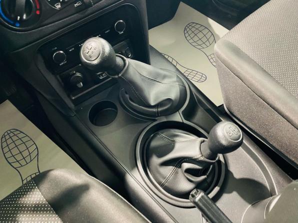 Lada (ВАЗ) Niva Travel I с пробегом 2024 года, цена 1 230 000 рублей, 15297 км, внедорожник, Автокод Объявления