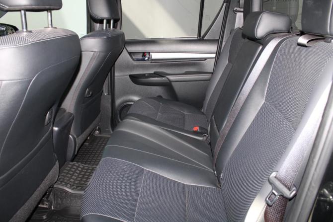 Toyota Hilux VIII Рестайлинг с пробегом 2021 года, цена 7 700 000 рублей, 78452 км, offers.body_type.unknown, Автокод Объявления