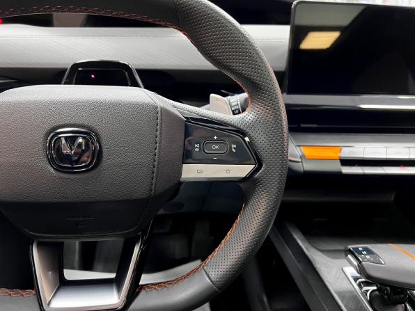 Changan UNI-V I с пробегом 2023 года, цена 2 350 000 рублей, 23360 км, лифтбек, Автокод Объявления