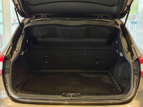 Nissan Qashqai II с пробегом 2014 года, цена 1 410 000 рублей, 221377 км, внедорожник, Автокод Объявления