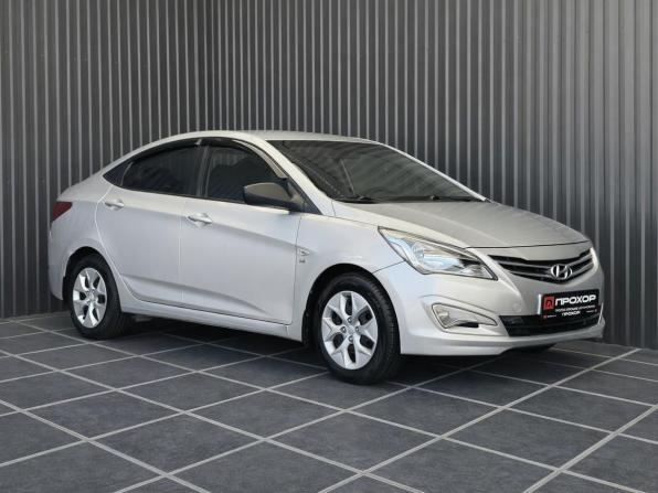 Hyundai Solaris I Рестайлинг с пробегом 2015 года, цена 947 000 рублей, 186332 км, седан, Автокод Объявления