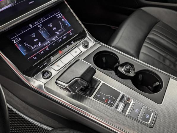 Audi A6 V (C8) с пробегом 2020 года, цена 3 720 000 рублей, 131613 км, седан, Автокод Объявления