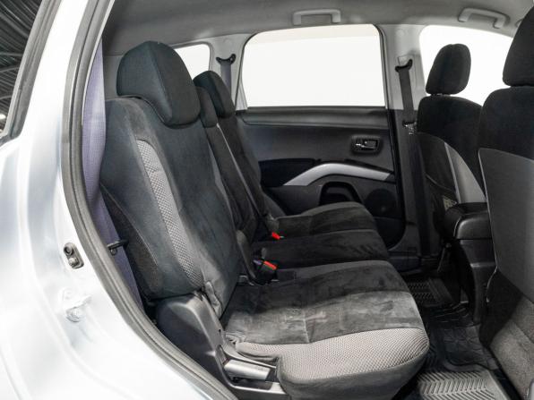 Mitsubishi Outlander II Рестайлинг с пробегом 2010 года, цена 1 240 000 рублей, 214244 км, внедорожник, Автокод Объявления
