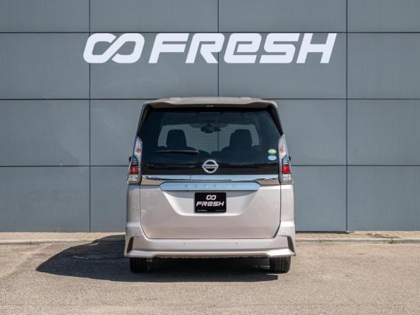 Nissan Serena V (C27) с пробегом 2018 года, цена 2 550 000 рублей, 81721 км, минивэн, Автокод Объявления