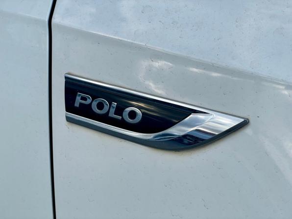 Volkswagen Polo V Рестайлинг с пробегом 2016 года, цена 910 000 рублей, 140840 км, седан, Автокод Объявления