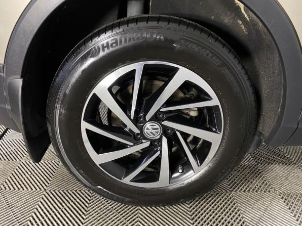 Volkswagen Tiguan II с пробегом 2019 года, цена 2 650 000 рублей, 107201 км, внедорожник, Автокод Объявления