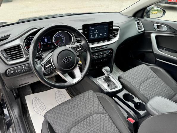 Kia XCeed I с пробегом 2021 года, цена 2 090 000 рублей, 53500 км, хэтчбек, Автокод Объявления