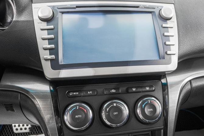 Mazda 6 II (GH) с пробегом 2009 года, цена 999 000 рублей, 300000 км, седан, Автокод Объявления