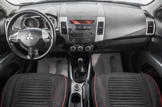 Mitsubishi Outlander II с пробегом 2008 года, цена 939 000 рублей, 288400 км, внедорожник, Автокод Объявления