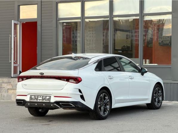 Kia K5 III с пробегом 2020 года, цена 2 450 000 рублей, 122000 км, седан, Автокод Объявления