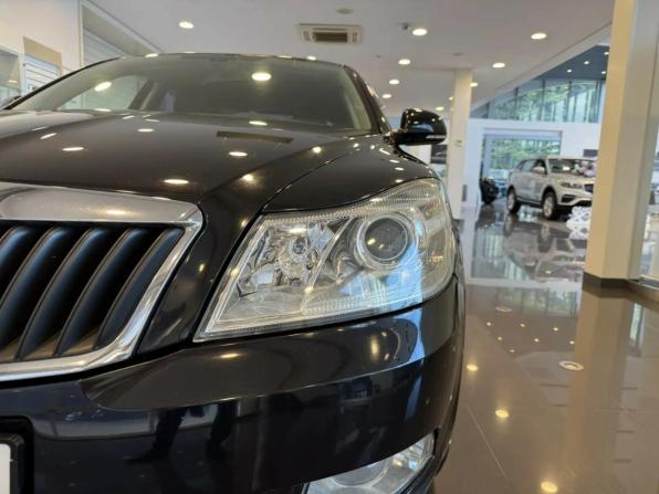 Skoda Octavia II (A5) Рестайлинг с пробегом 2013 года, цена 970 000 рублей, 99458 км, лифтбек, Автокод Объявления
