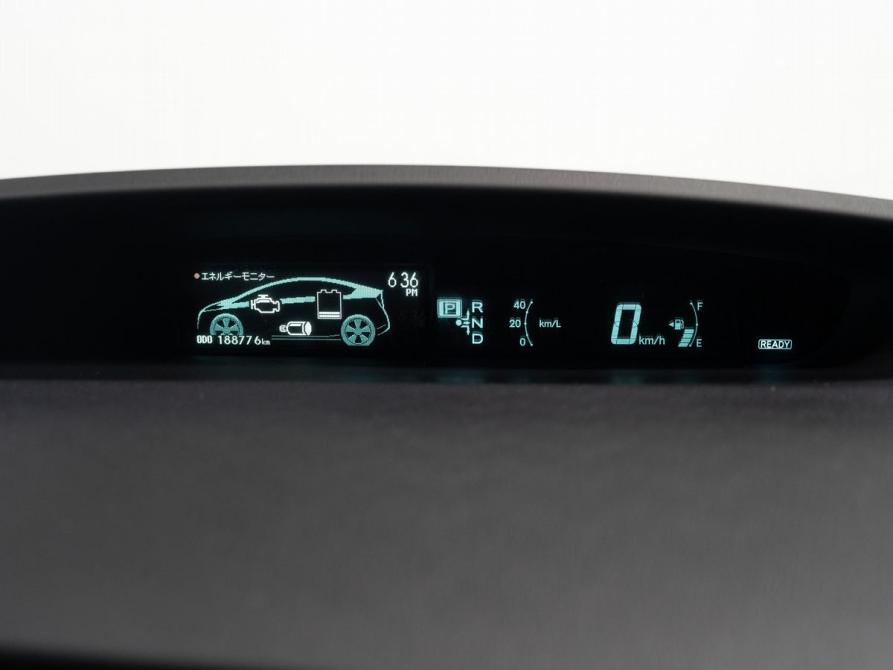 Toyota Prius III (XW30) Чита  - изображение 11