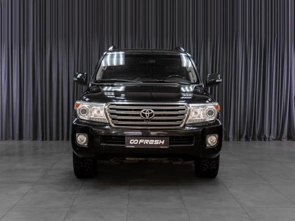 Toyota Land Cruiser 200 Series Рестайлинг 1 с пробегом 2012 года, цена 2 949 000 рублей, 385132 км, внедорожник, Автокод Объявления