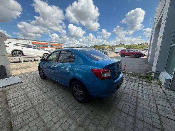 Renault Logan II с пробегом 2015 года, цена 950 000 рублей, 83000 км, седан, Автокод Объявления