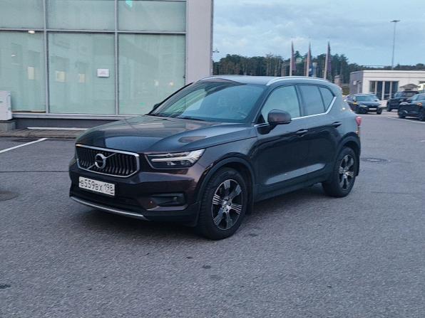 Volvo XC40 I с пробегом 2018 года, цена 2 895 000 рублей, 93000 км, внедорожник, Автокод Объявления