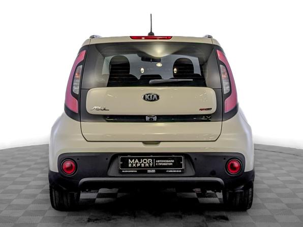 Kia Soul II Рестайлинг с пробегом 2017 года, цена 1 425 000 рублей, 214400 км, хэтчбек, Автокод Объявления