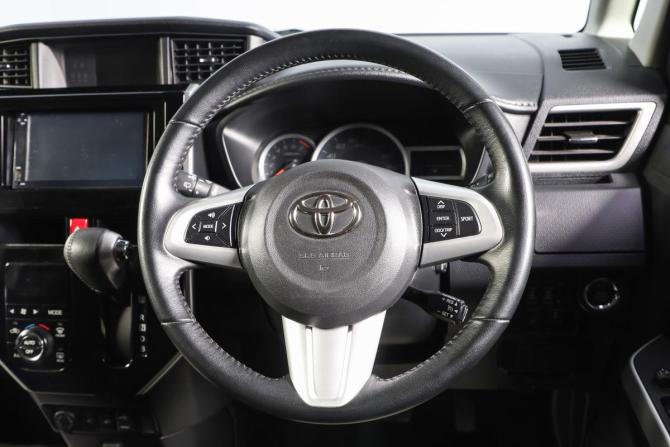 Toyota Roomy I с пробегом 2018 года, цена 1 139 000 рублей, 97224 км, микровэн, Автокод Объявления