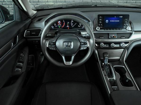 Honda Accord X с пробегом 2020 года, цена 2 150 000 рублей, 109217 км, седан, Автокод Объявления