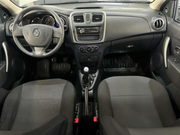 Renault Logan II с пробегом 2015 года, цена 607 360 рублей, 173050 км, седан, Автокод Объявления