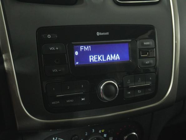 Renault Sandero II Рестайлинг с пробегом 2019 года, цена 1 098 000 рублей, 79234 км, хэтчбек, Автокод Объявления