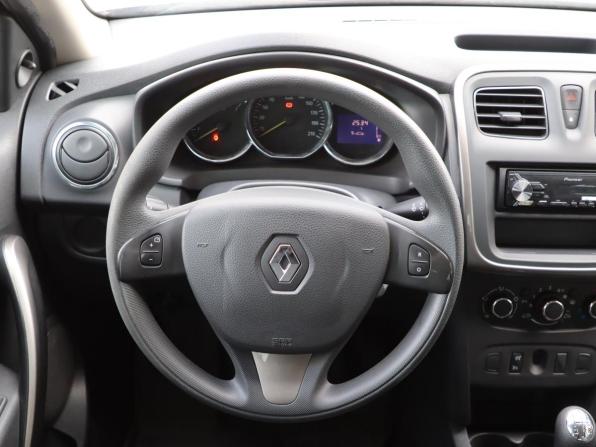 Renault Sandero II с пробегом 2017 года, цена 930 000 рублей, 58656 км, хэтчбек, Автокод Объявления
