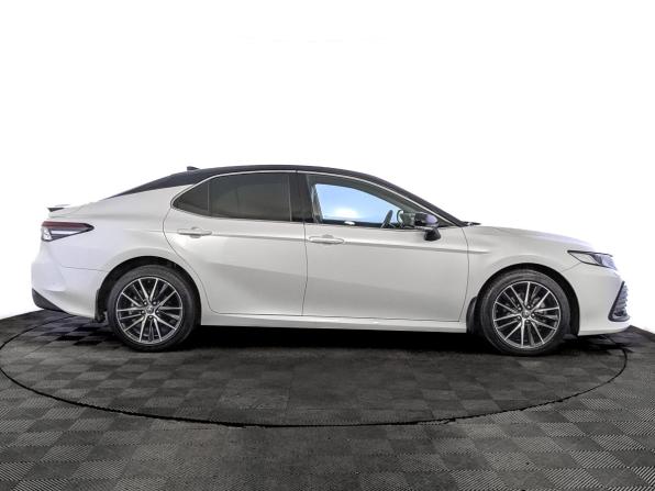 Toyota Camry VIII (XV70) Рестайлинг с пробегом 2021 года, цена 3 450 000 рублей, 43418 км, седан, Автокод Объявления