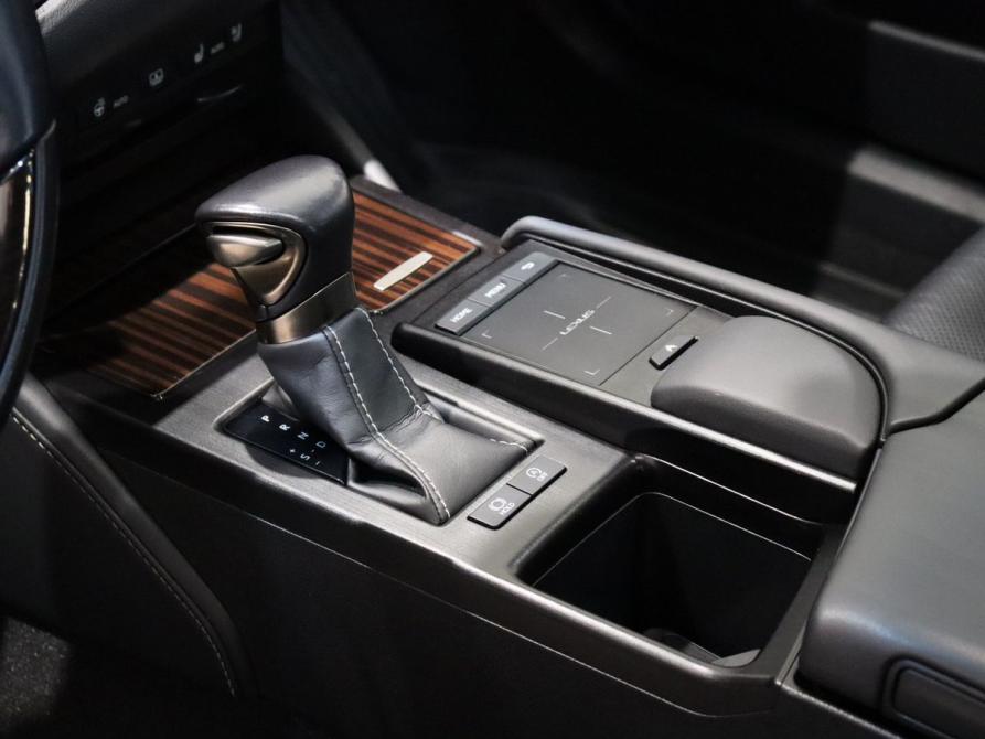 Lexus ES VII Калининград  - изображение 23