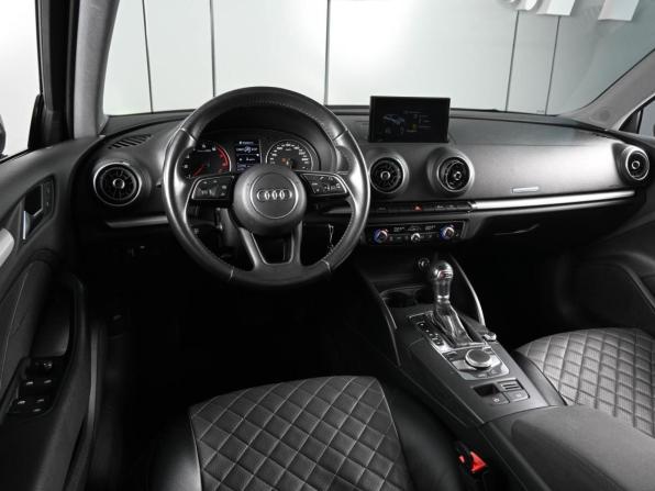 Audi A3 III (8V) Рестайлинг с пробегом 2019 года, цена 1 819 000 рублей, 110799 км, седан, Автокод Объявления