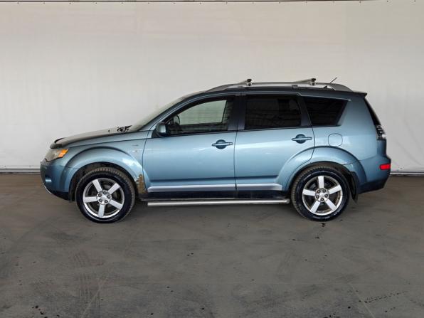 Mitsubishi Outlander II с пробегом 2008 года, цена 770 000 рублей, 255901 км, внедорожник, Автокод Объявления