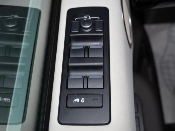 Land Rover Discovery V с пробегом 2019 года, цена 3 666 000 рублей, 94000 км, внедорожник, Автокод Объявления