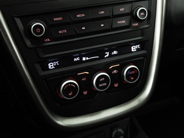 FAW Besturn X80 I Рестайлинг с пробегом 2018 года, цена 1 399 700 рублей, 19657 км, внедорожник, Автокод Объявления