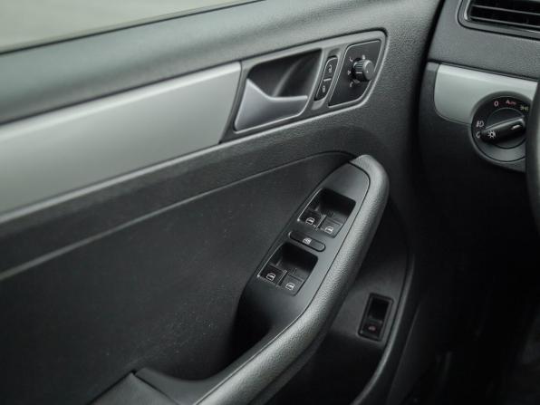 Volkswagen Jetta VI с пробегом 2012 года, цена 890 000 рублей, 148000 км, седан, Автокод Объявления