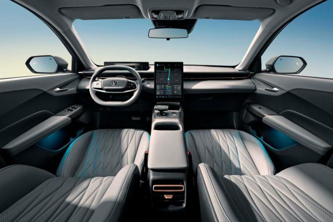 Новый Changan Lamore 2024 года, цена 2 729 900 рублей, седан, Автокод Объявления
