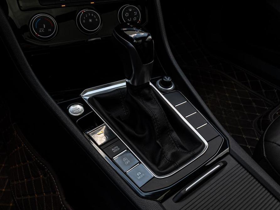 Volkswagen Sagitar III Краснодар  - изображение 13