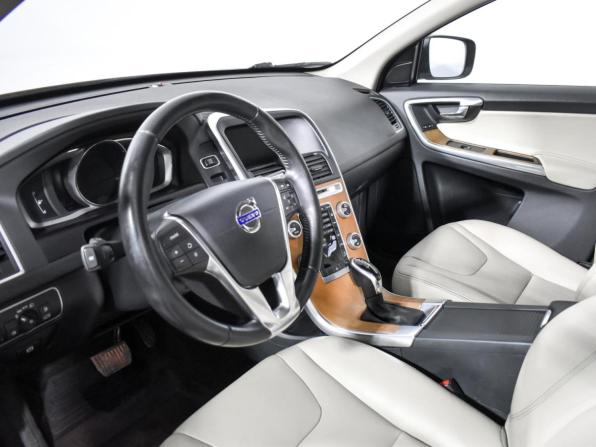 Volvo XC60 I Рестайлинг с пробегом 2015 года, цена 1 550 000 рублей, 258000 км, внедорожник, Автокод Объявления