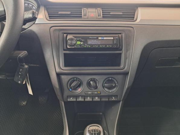 Skoda Rapid I с пробегом 2016 года, цена 1 046 000 рублей, 125340 км, лифтбек, Автокод Объявления