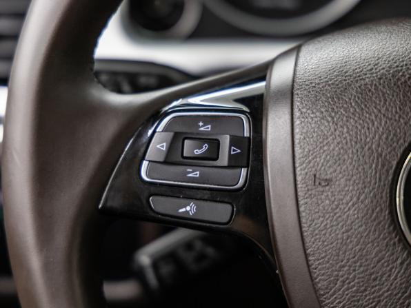 Volkswagen Touareg II Рестайлинг с пробегом 2016 года, цена 3 048 000 рублей, 199138 км, внедорожник, Автокод Объявления