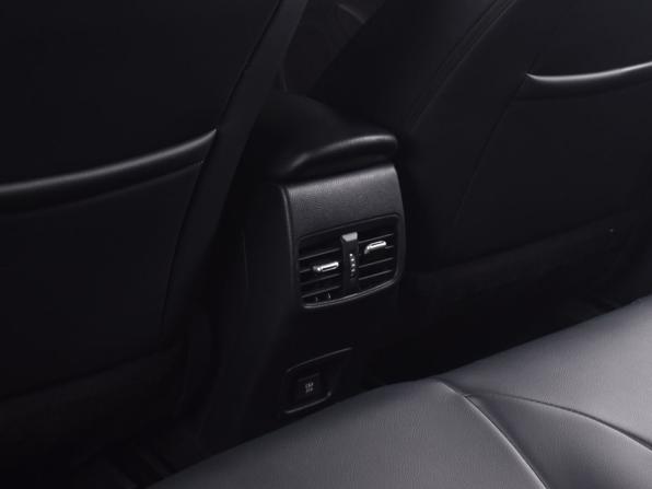 Toyota Levin XII (E210) с пробегом 2022 года, цена 1 764 995 рублей, 62383 км, седан, Автокод Объявления
